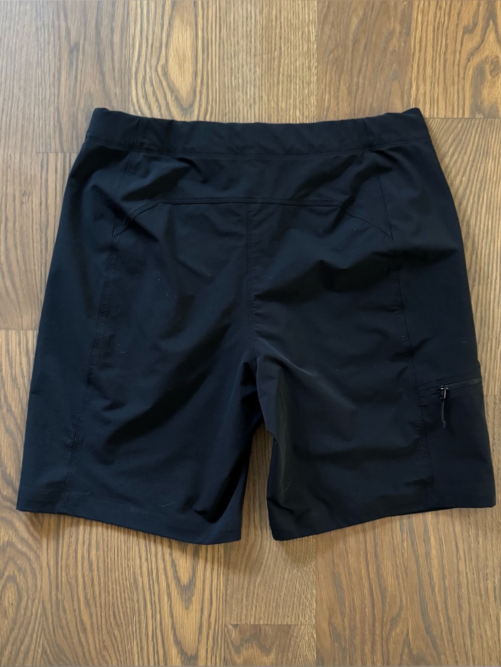 NWT Arc'teryx Women's 9" Gamma Shorts - Picture 3 of 14